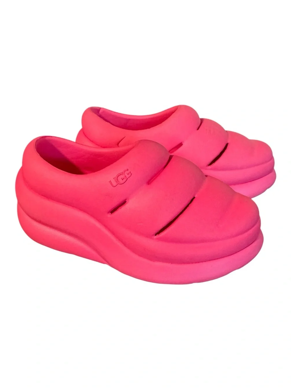 UGG fun sporty